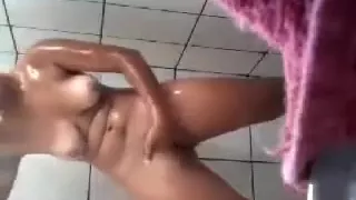 morena duchandose two