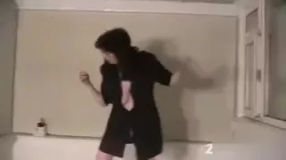 Carole dancing to i feel like a woman