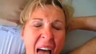 Older gives great irrumation and receives facial cum discharged with loads of cream