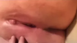 my girlfriend  masturbating like it, plz comment and vote