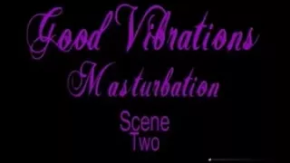 This Babe tries to dry run her booty a-hole it's likewise constricted