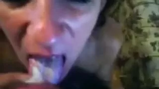 This is how u feed shirley