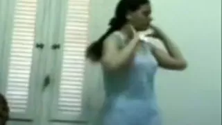 Non-Professional Indian Undress