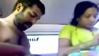 Marathi Bhabhi Moaning & Squirts in Car