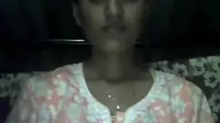 Kanpur Aunty Shows her stuff