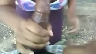 9inch large dark wang sucked and swallows at the park