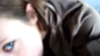 Hawt girlfriend gives closeup oral pleasure