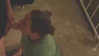 Chunky girlfriend opens her throat cum