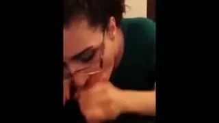 Nerdy secretary engulfing jock and deepthroating