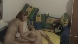 Amateur girl riding cock