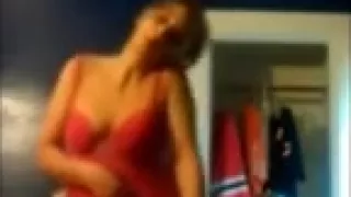 Amateur Striptease Vid, wo ich meinen süßen Bieber reibe