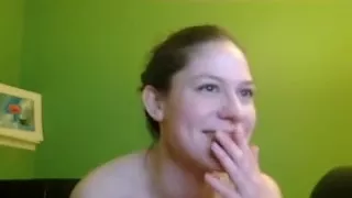 Sexy naked slut licks her sex toy