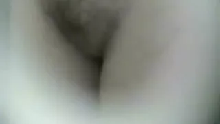 Behaarte Fotze auf einer Spionagekamera