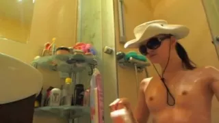 Kinky foot fetish play in the shower