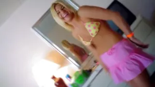 Herumblödeln und meine Titten zeigen