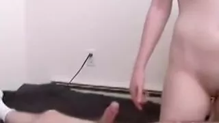 Sensual slender hotty records a solo