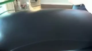 Girl in leather sucks and takes it up her arse