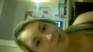 girlfriend  blows and takes spunk flow on face