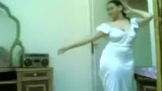 Large girl with huge bazooms strips