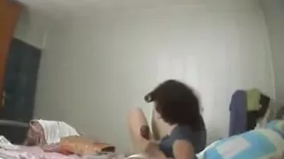 Voyeur-Porno einer nuttigen Füchsin beim Spielen