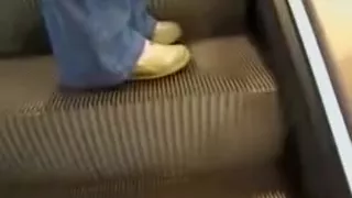 A dnfair ding-jock suck in a dressing room