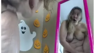 way-out standing squirt x4 on mirror