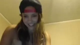 Cute Legal Age Teenager Livecam Show Bate