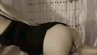 hawt blond shows her feet gazoo and muff in livecam