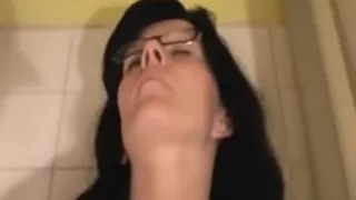 wie feucht sie kommt