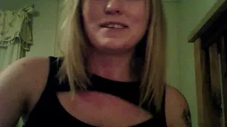 Me rubbing hard my cunt in sex video