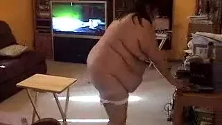 Alma Smego Fat Round Slut Bag For Laughs