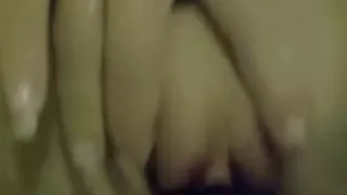 Showering Hottie Makes Awesome Cam Video