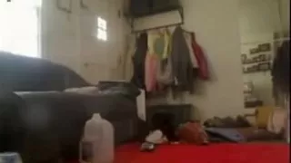 Mit meinem vibrierenden Sexspielzeug spielen