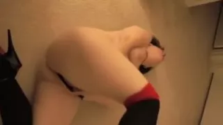 floor masturbation fun