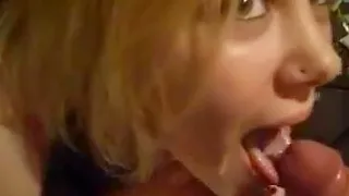 Blonde teen gets a mouthful