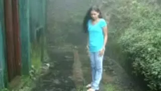 Couple take a hike and fuck outdoors