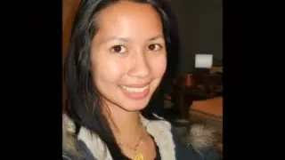 Amateur Asian babe fucks her own ass