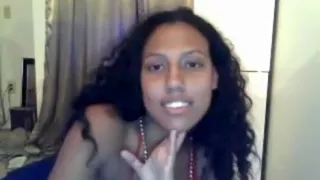 Cool ebony slut shows her butt