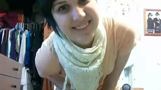 Sweet teen shows big tits