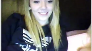Teen blonde teases on chatroulette