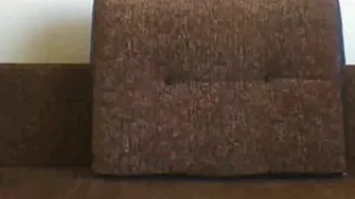 Sexy türkische Studentin liebt es, einen Dildo zu reiten