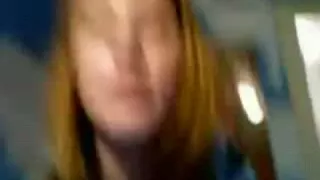 Hot brunette toys her twat on webcam