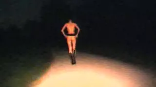 Babe strips & sucks in park at night