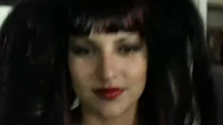 Cinnamon deepthroats knob and swallows cum