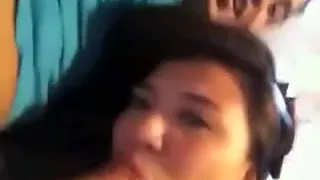 Cute hotty gives a quick orall-service-job