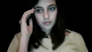 Paki Gal Widening Arse on Livecam