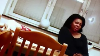 Ebon playgirl knows how to ride dicks