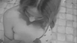 Schwarz-Weiß-Filme von cremiger Gesichtsbehandlung