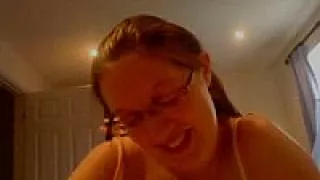 Meine Freundin lutscht meinen Schwanz und Gesichtsbehandlung