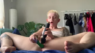 Pussy Play In The Dressing Room With Samantha Knoxx